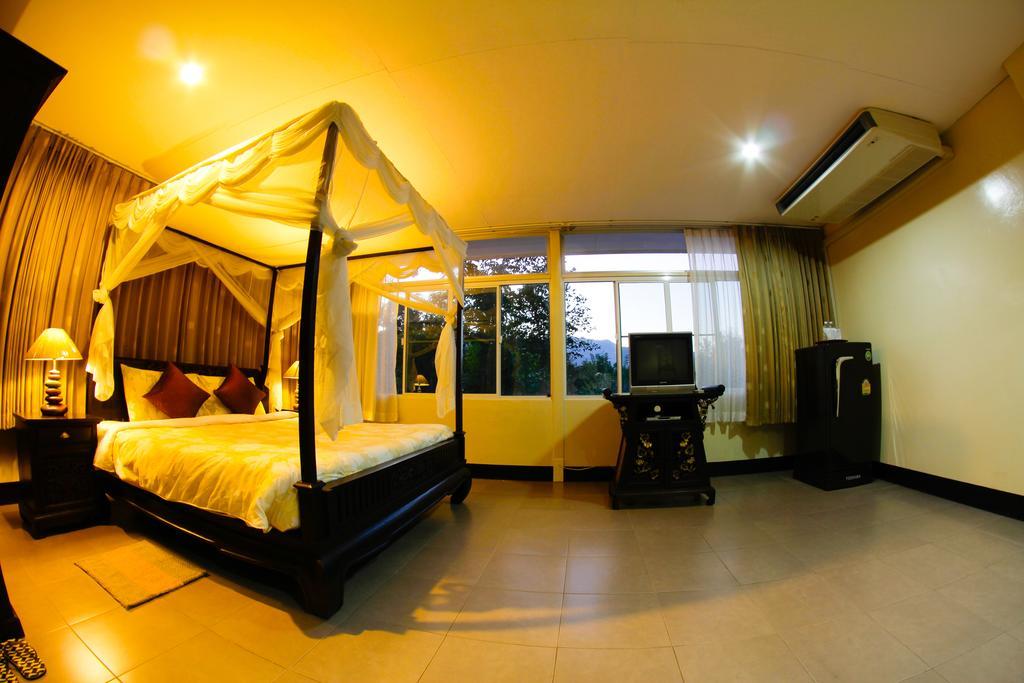 Baan Saleepai Hotel Екстериор снимка