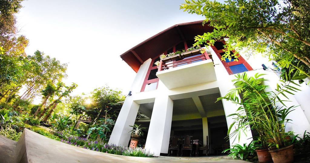 Baan Saleepai Hotel Екстериор снимка