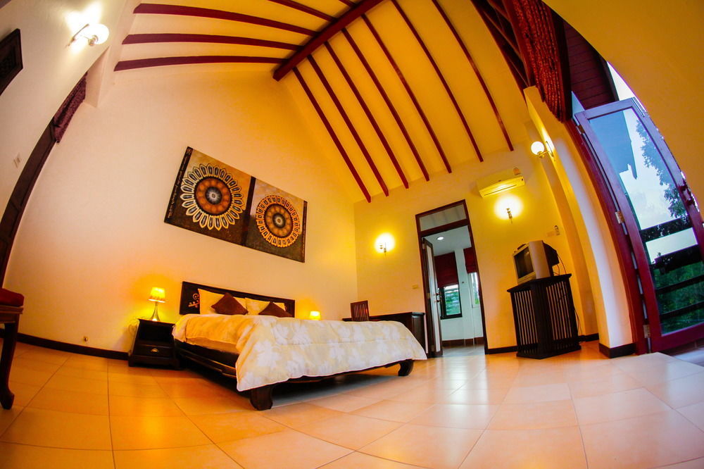 Baan Saleepai Hotel Екстериор снимка